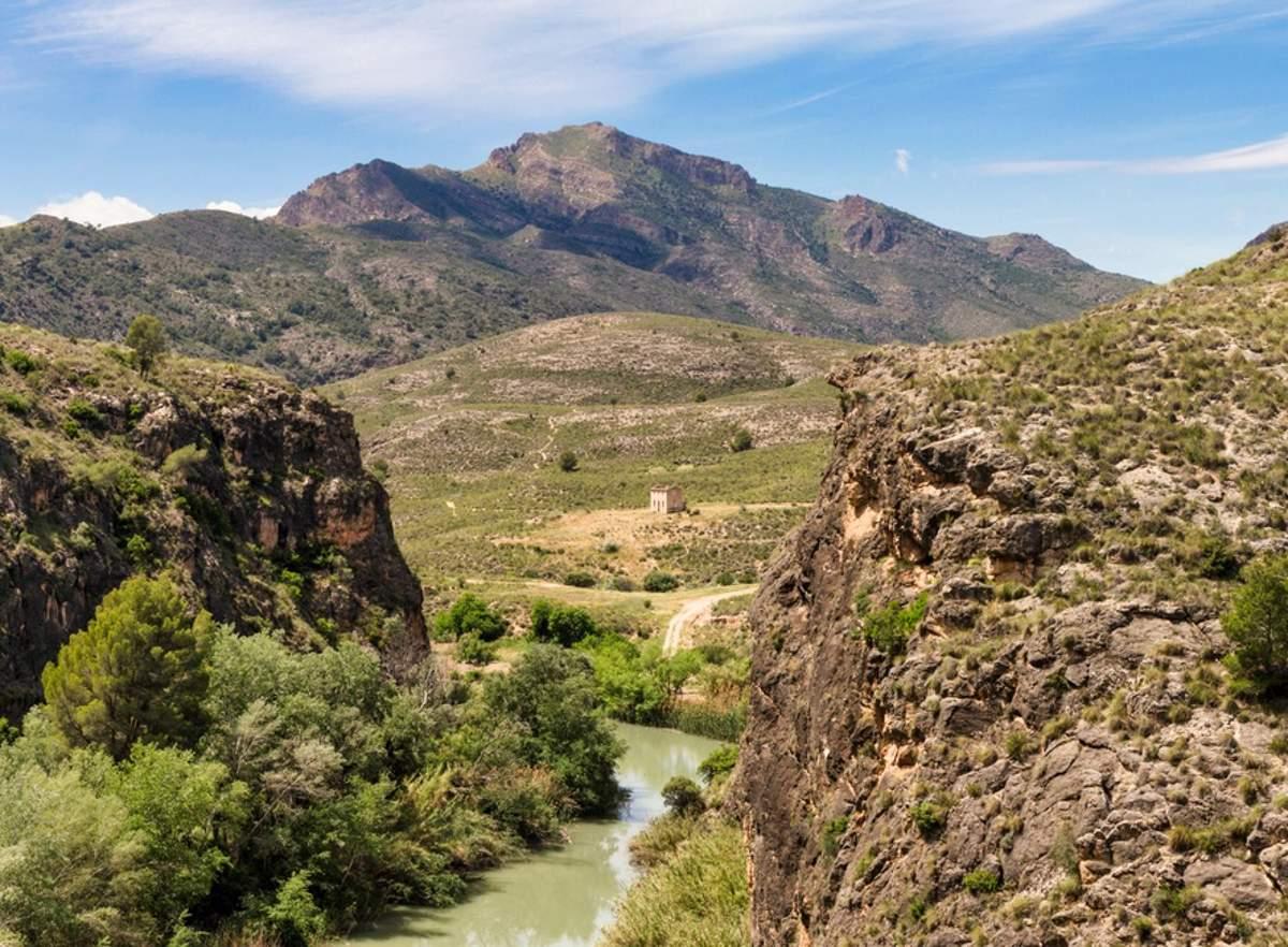 Almadenes Canyon